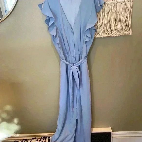 19 COOPER LIGHT BABY BLUE RUFFLE SLEEVE JUMPSUIT - Picture 7 of 10